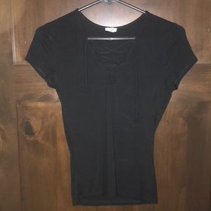 Black ribbed t